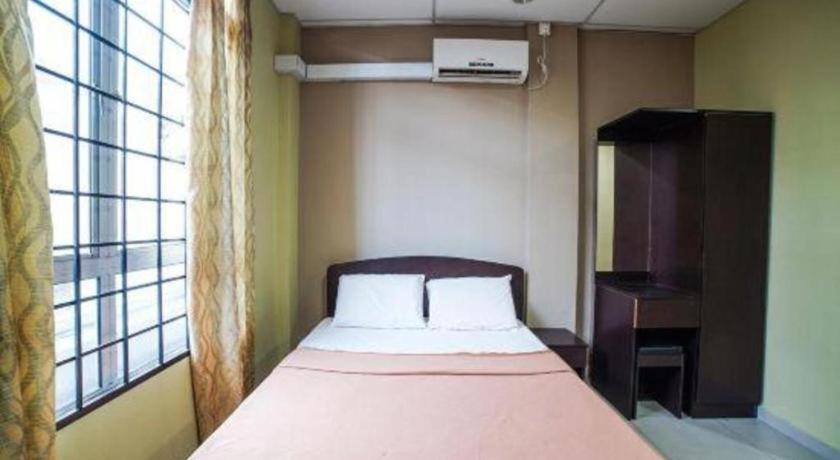 Oyo 89573 Hotel Lii View Mersing Bagian luar foto