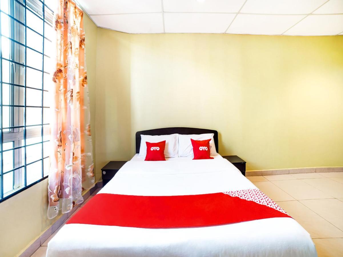 Oyo 89573 Hotel Lii View Mersing Bagian luar foto